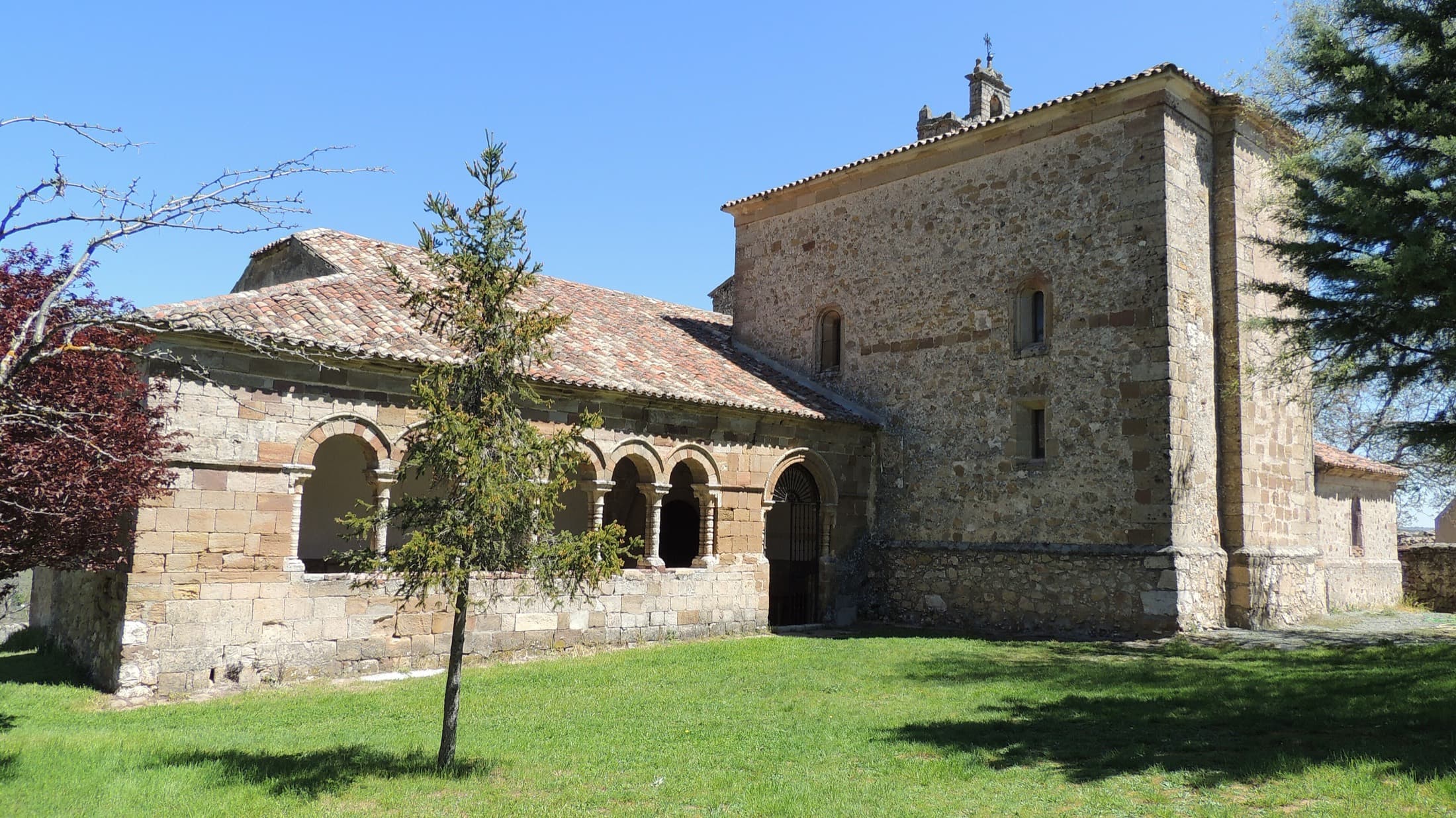 Iglesia románica de San Bartolomé en Atienza